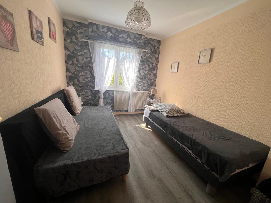 Hébergement de vacances Maison 1 A 6 Personnes Avec Garage Et Cour Kaltenhouse